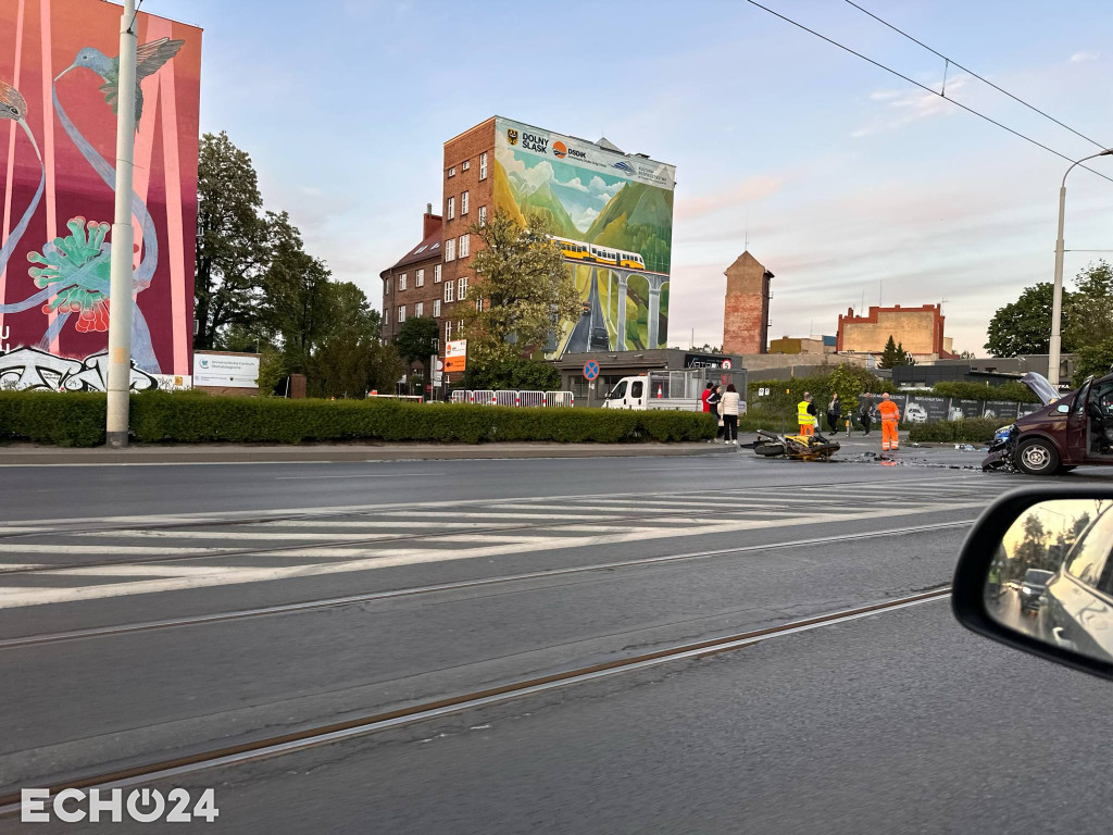 Groźny wypadek z udziałem motocyklistki