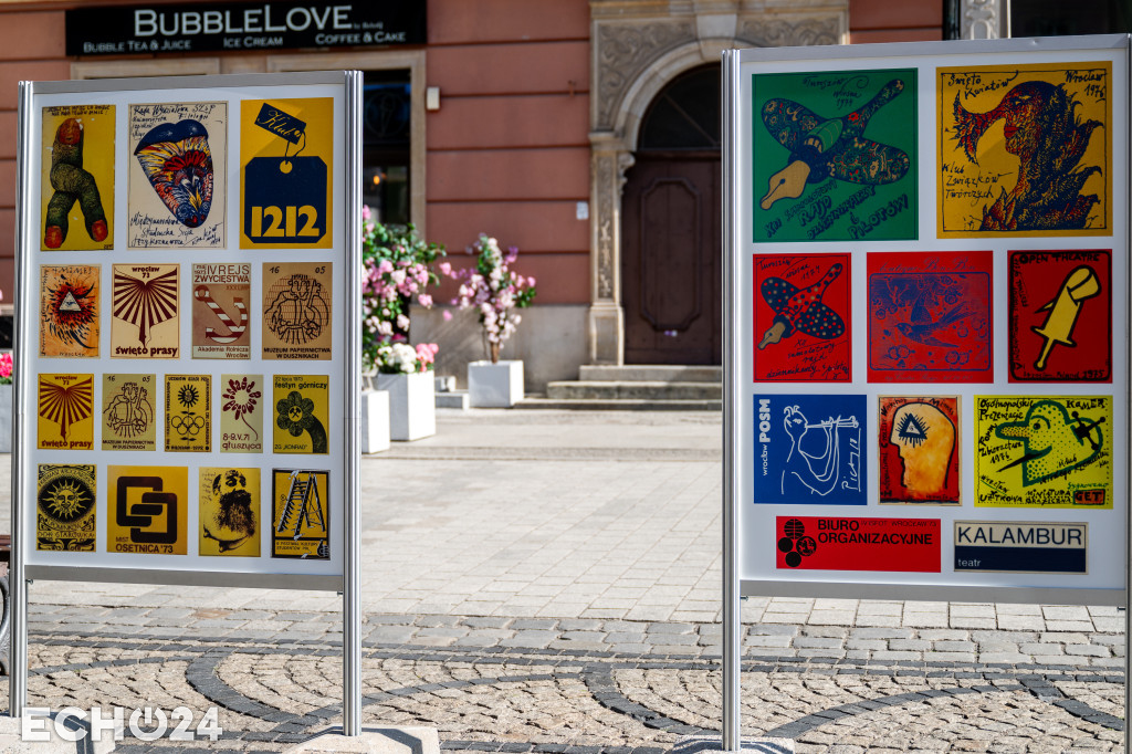 261 przypinek i 57 plakatów w centrum Wrocławia
