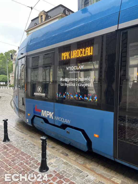 Ulica Wrocławia jeździ „Tramwaj Praw Dziecka”