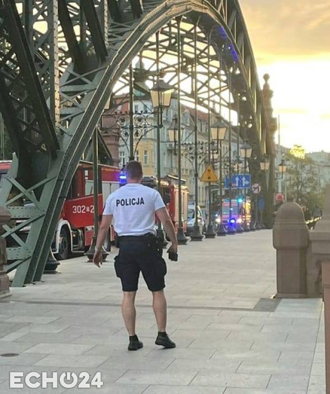 AKCJA WOPR: 13-latek łowił ryby i wpadł do Odry
