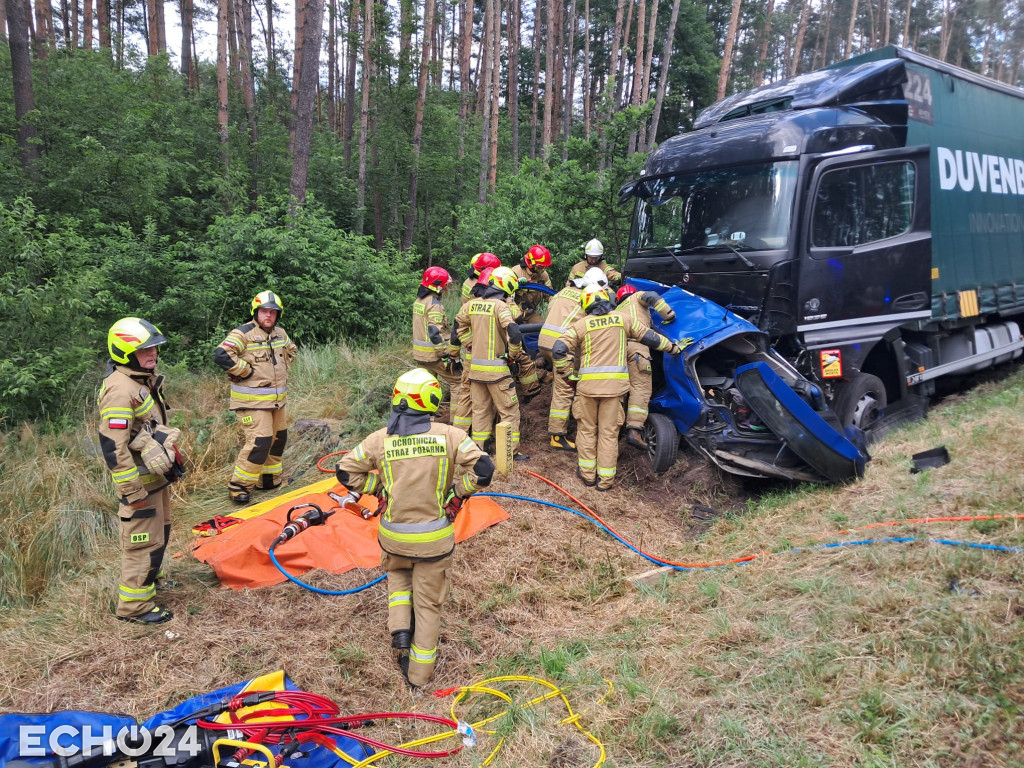Śmiertelny wypadek na DK25 w Ostrowinie