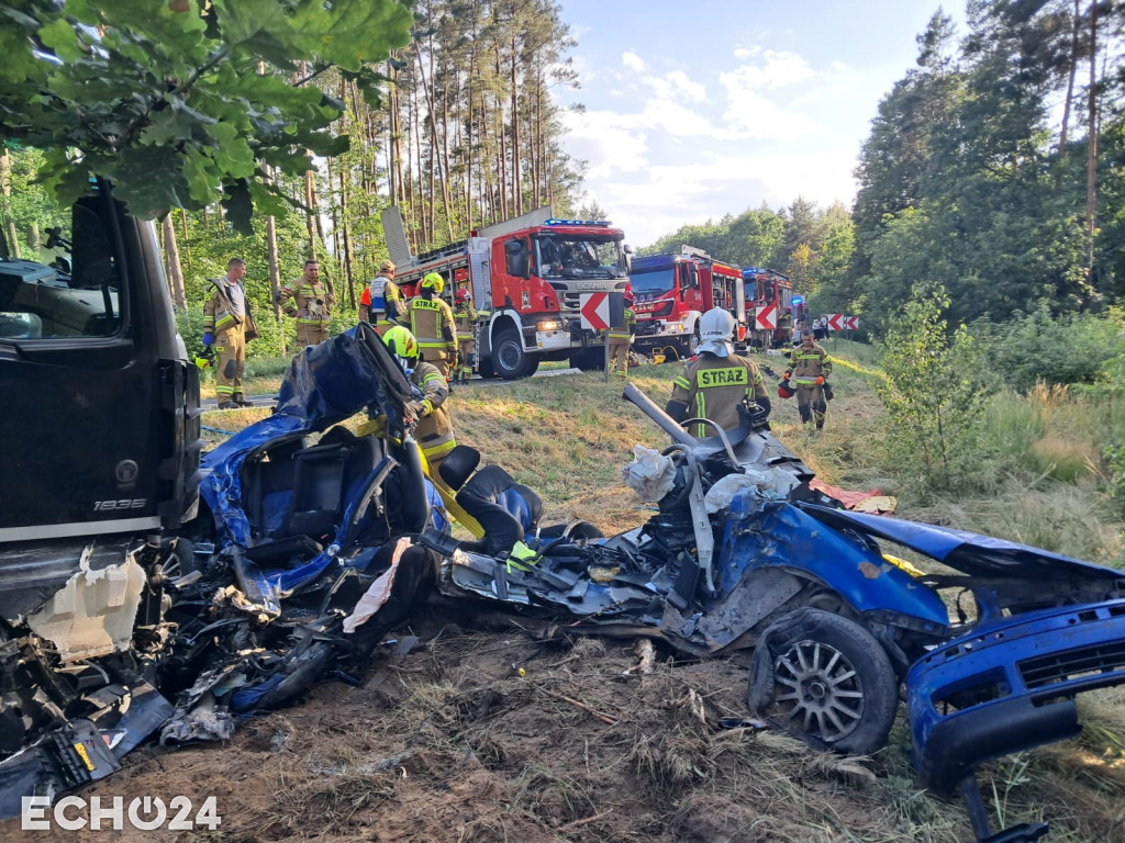 Śmiertelny wypadek na DK25 w Ostrowinie