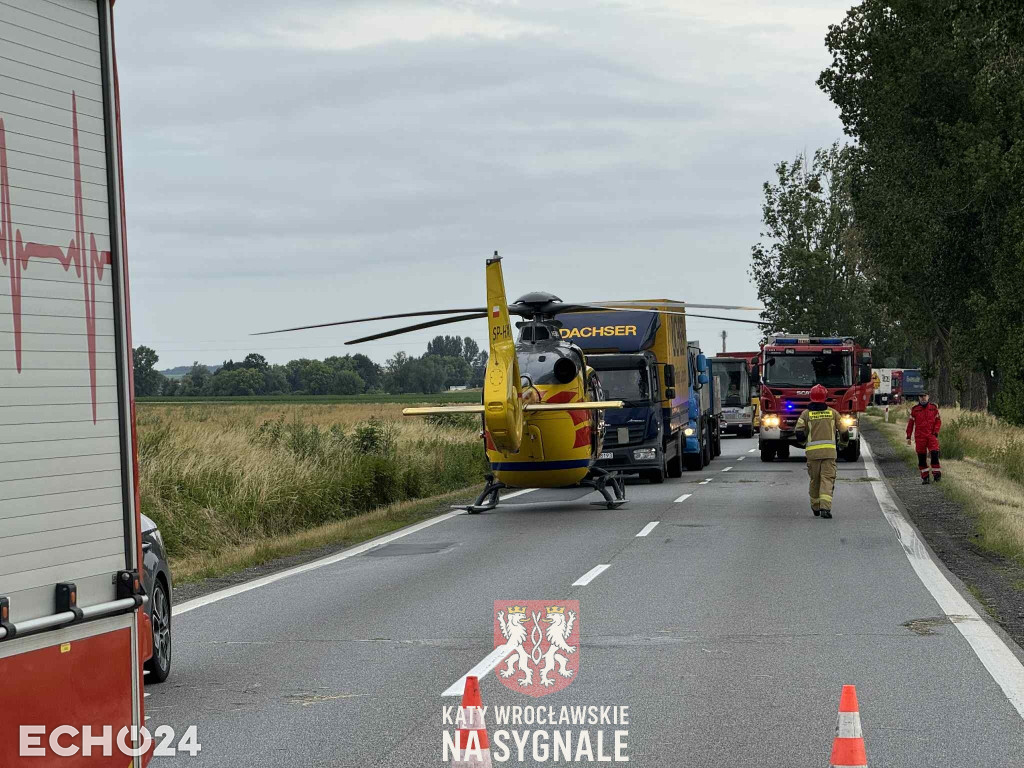 Zablokowana DK8 po wypadku. Lądował LPR