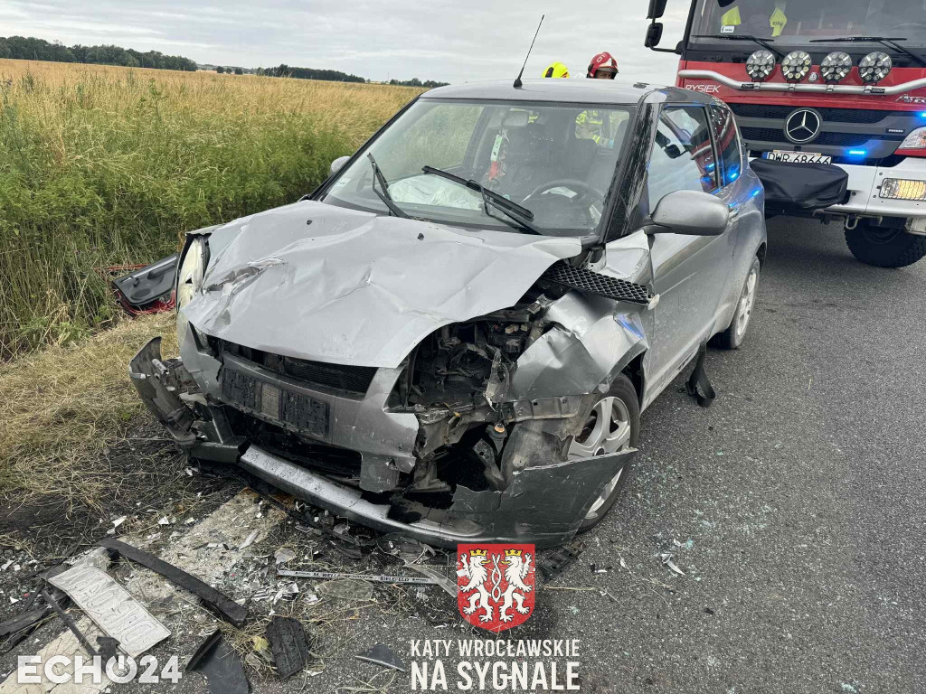 Zablokowana DK8 po wypadku. Lądował LPR