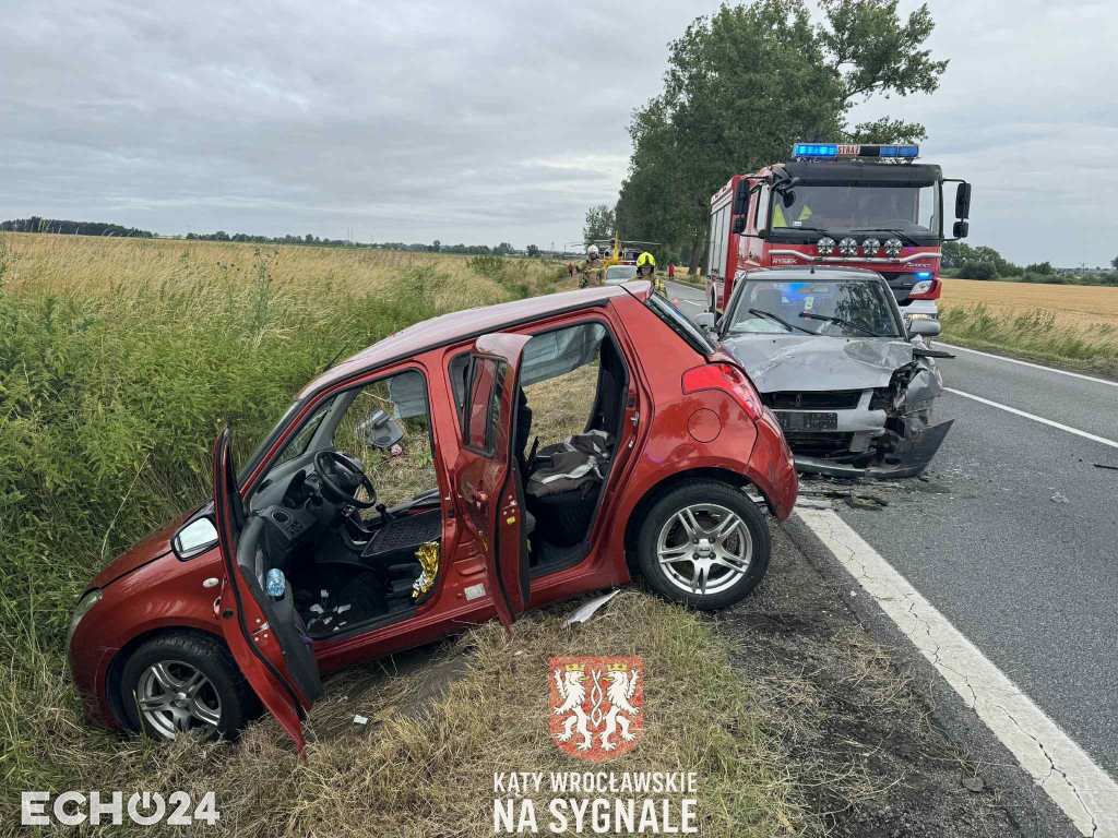 Zablokowana DK8 po wypadku. Lądował LPR