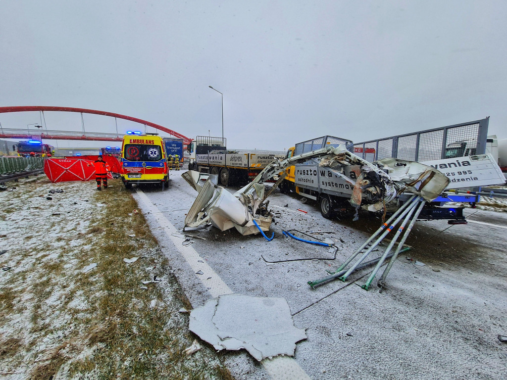 4 osoby zginęły w wypadku na S8 Łódź-Wrocław