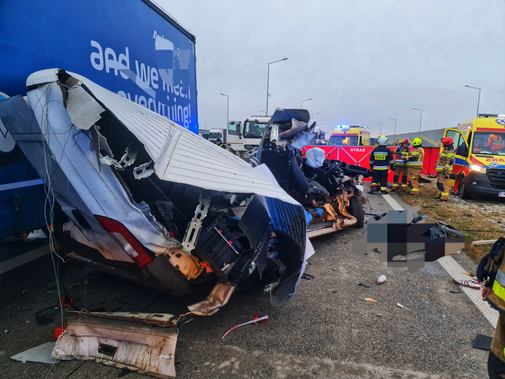 4 osoby zginęły w wypadku na S8 Łódź-Wrocław