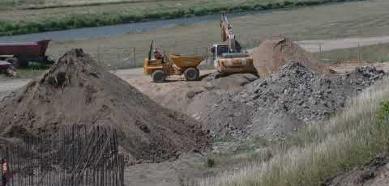 Nowe mosty Chrobrego. Co się dzieje na placu budowy?