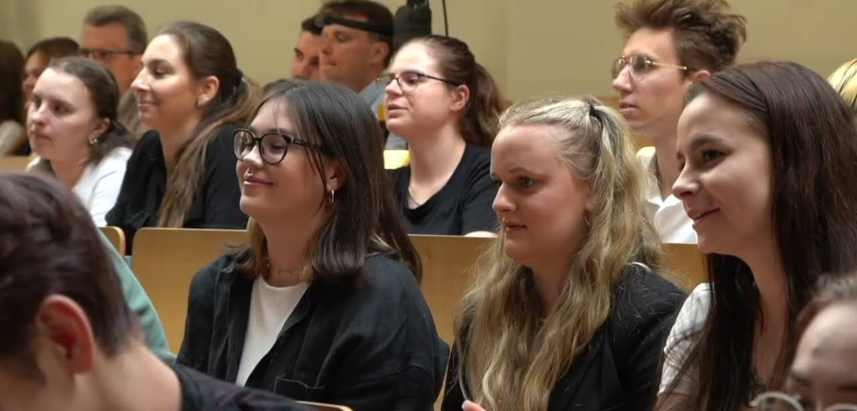  Profesorka i prorektorka - kto używa feminatywów na Uniwersytecie…