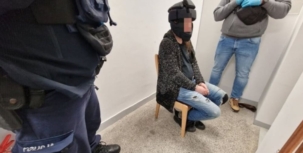 fot. dolnośląska Policja / Maksymilian F. chwilę po zatrzymaniu