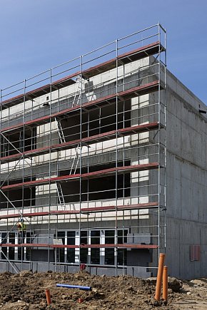 Najdroższa szkoła w mieście nabiera kształtów-118