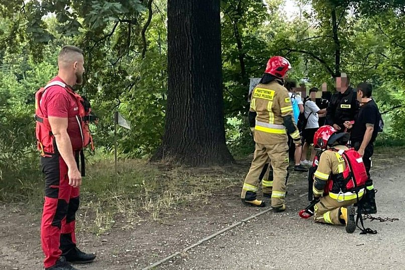 AKCJA WOPR: 13-latek łowił ryby i wpadł do Odry