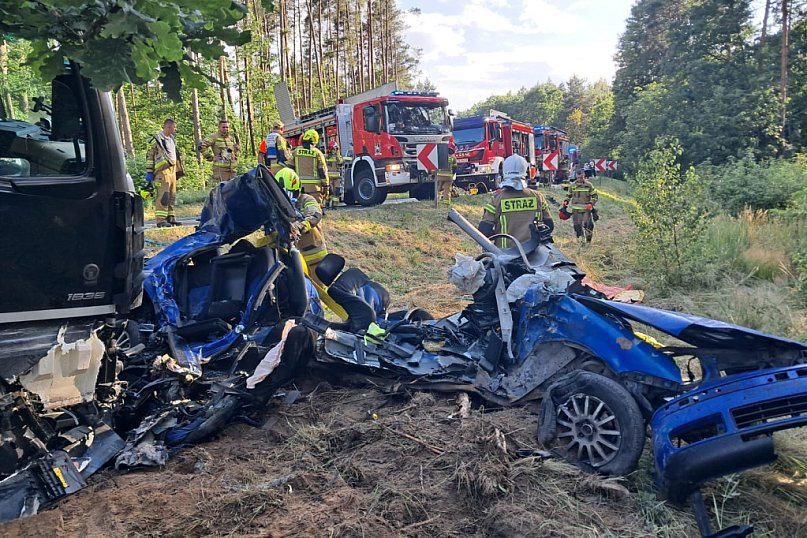 Śmiertelny wypadek na DK25 w Ostrowinie