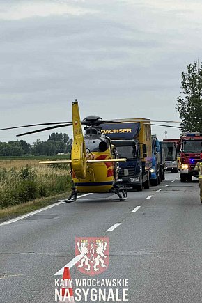 Zablokowana DK8 po wypadku. Lądował LPR-176