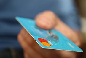 Unia szykuje nowy system płatności. Karty nie będą już takie same-85112