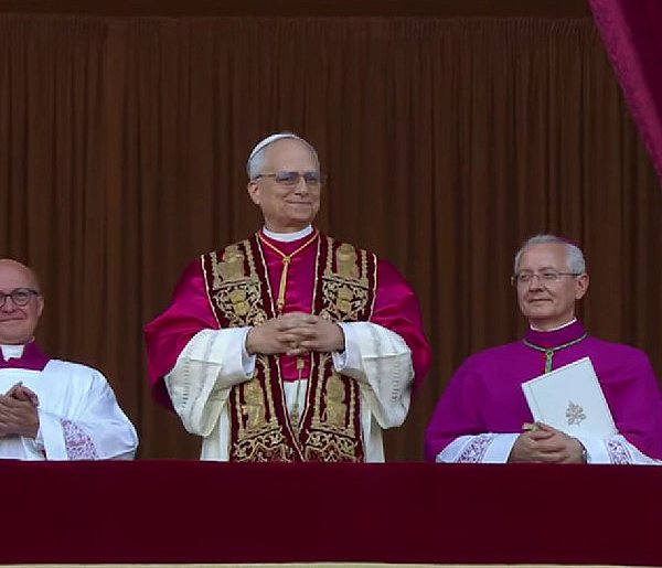 Nowy papież ukazał się światu. Takie przyjął imię!-85155