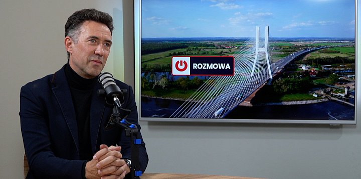 "MEDIA PUBLICZNE nie są od tego, by bronić rządu"-85136