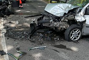 Poważny wypadek w Złotym Stoku. Droga zablokowana-85164