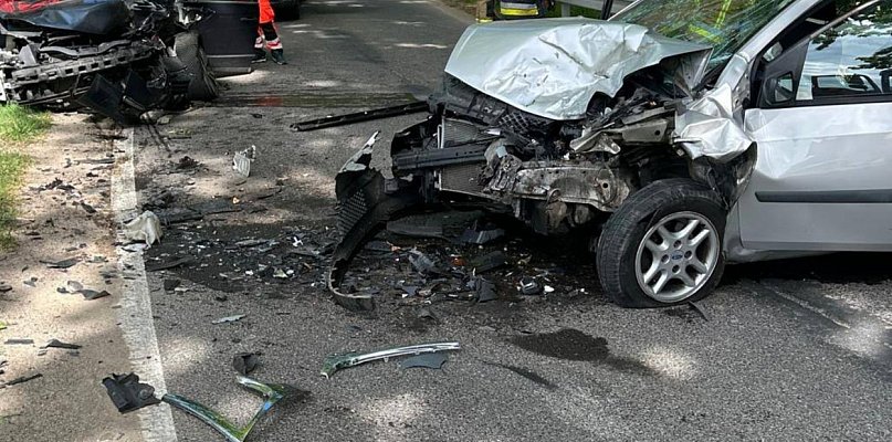 Poważny wypadek w Złotym Stoku. Droga zablokowana - 85164