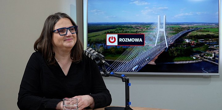 SPADEK ŚLĄSKA. "Stołki są ważniejsze"-85202