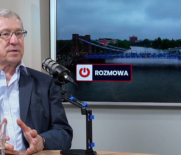 DWORAK: Media muszą być krytyczne - 85248