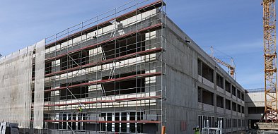 Najdroższa szkoła w mieście nabiera kształtów-85256