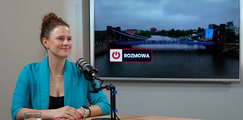 "MARNOTRAWIENIE PIENIĘDZY (...). CZY LECI Z NAMI PILOT?" - 85847