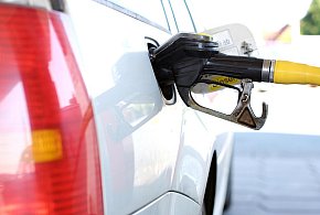 Ceny paliw w Polsce. Benzyna i LPG tanieją, ale diesel nie chce odpuścić-86836