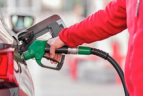 Ceny paliw rozjeżdżają się na stacjach. "Najdroższy od marca"-87034
