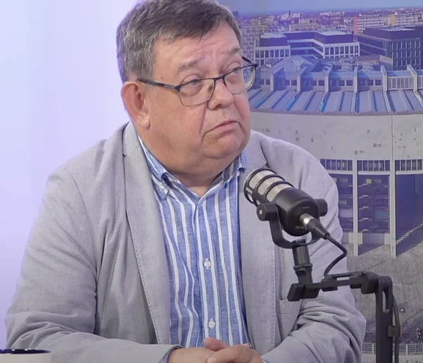Polityczny spektakl ze śmiercią w tle - 87870