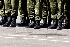 Wezwania trafią do tysięcy Polaków. Kto musi szykować się na komisję?-87952