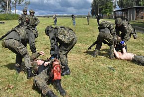 Setki tysięcy Polaków pójdą na szkolenie. Wojsko otwiera drzwi dla cywilów-89950