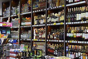 To codzienność wielu Polaków. Nowe dane o alkoholu niepokoją-91812