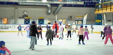 Bezpieczna lodowa zabawa w ferie