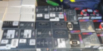 Ukradli ponad 2 tysiące zegarków