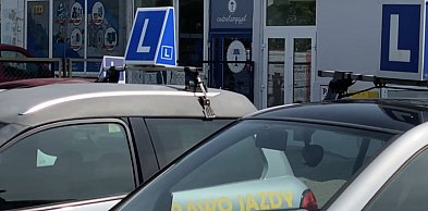 Klimczak: egzamin na prawo jazdy kategorii B bez placu manewrowego