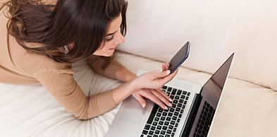 Systemy rezerwacji online – w jaki sposób integracja danych wpływa na obsługę klie