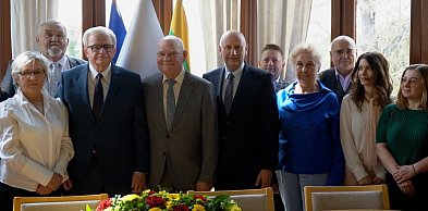 Seniorzy u władzy w Kobierzycach