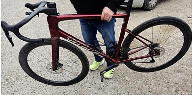 Ukradł rower i... wyprzedził peleton