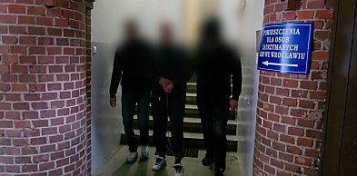 Agresywny mężczyzna wtargnął na statek wycieczkowy… z nożem