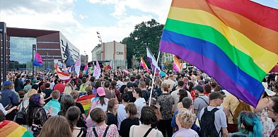 Kolorowa parada na ulicach Wrocławia