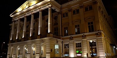 „Carmen” przejmuje Świdnicką