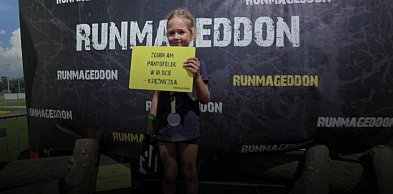 Mali herosi na wielkim torze przeszkód