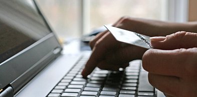 Co trzeci Polak boi się oszustwa finansowego podczas zakupów online-90653
