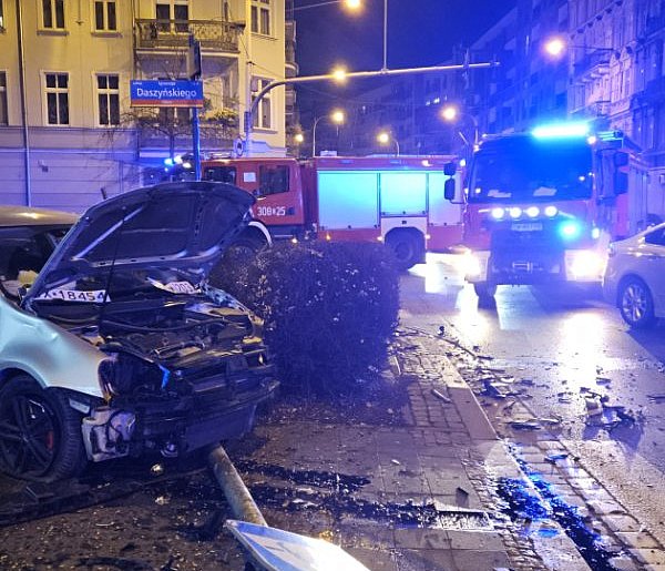 Poważne utrudnienia w centrum Wrocławia [ZDJĘCIA, WIDEO]-90404