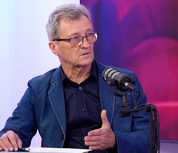 "Duża scena w remoncie, potem kameralna"-90528