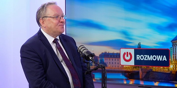 Dużo mniej studentów na Uwr? Rozmowa