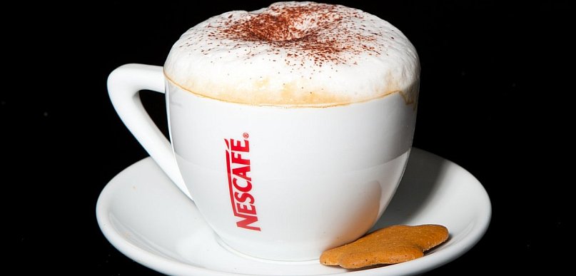 Ekspresy kawowe – jak wybrać idealne urządzenie do domu, biura lub kawiarni?