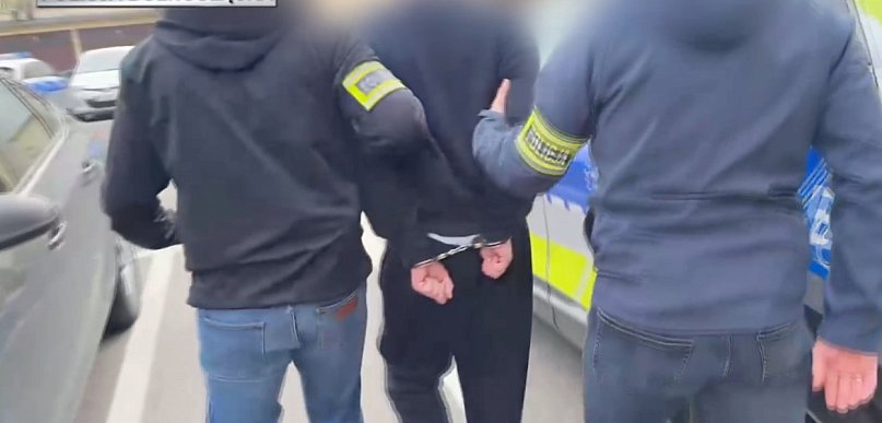 Zaczęło się od kłótni, skończyło na ciosach nożem