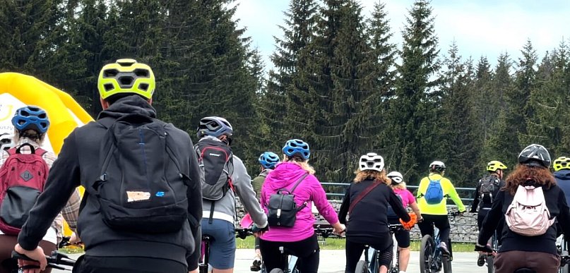 Na jednośladach przez polanę. Bikefest na Polanie Jakuszyckiej